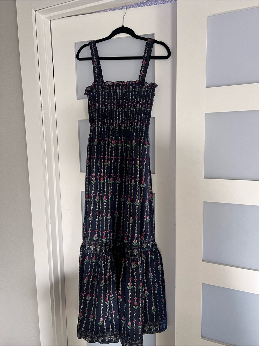 NWOT Hill House The Anjuli Nap Dress
Navy Trailing Fern - Picture 1 of 3